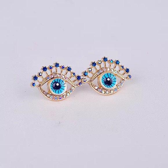 Gorgeous Eyeball Eye Fancy Earrings - Picture 3 of 3